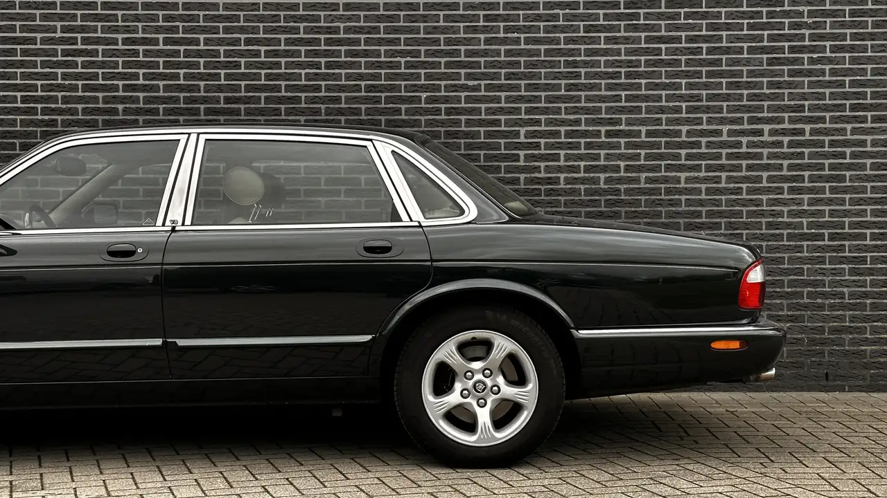 Jaguar XJ 3.2 V8 Sovereign | Orgineel NL | Historie aanwezig, foto 8