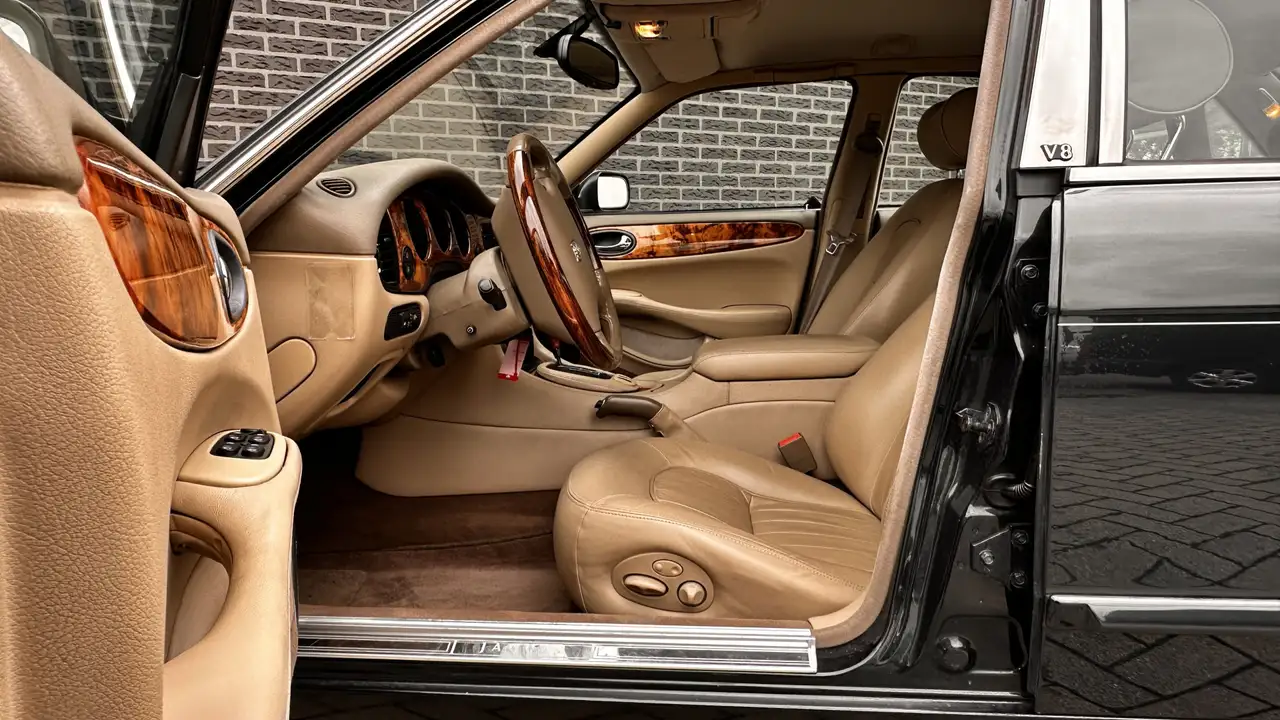 Jaguar XJ 3.2 V8 Sovereign | Orgineel NL | Historie aanwezig, foto 12