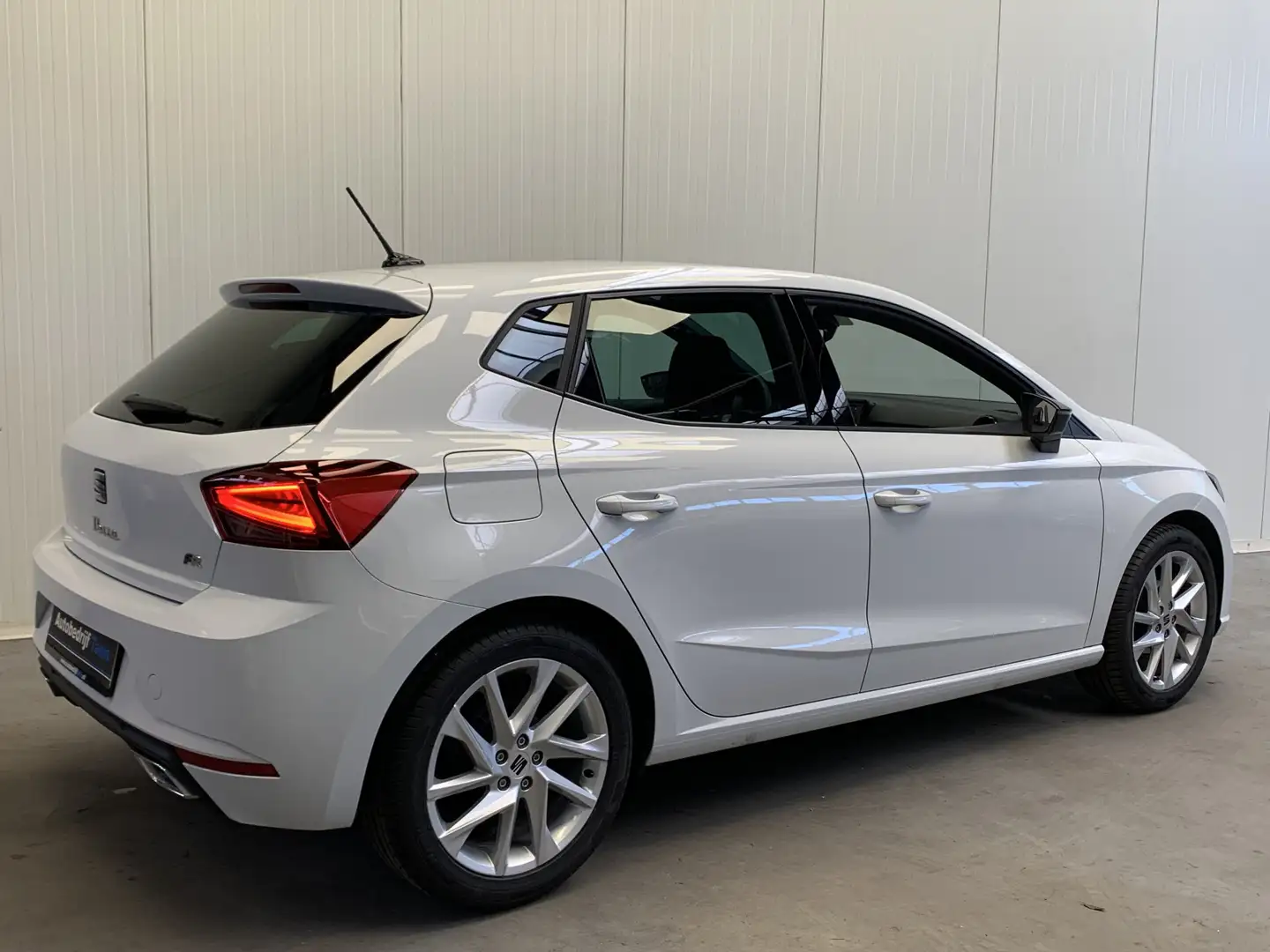 SEAT Ibiza 1.0 MPI FR Sport VIRTUAL COCKPIT-LANE ASSIST-NAVI Blanco - 2