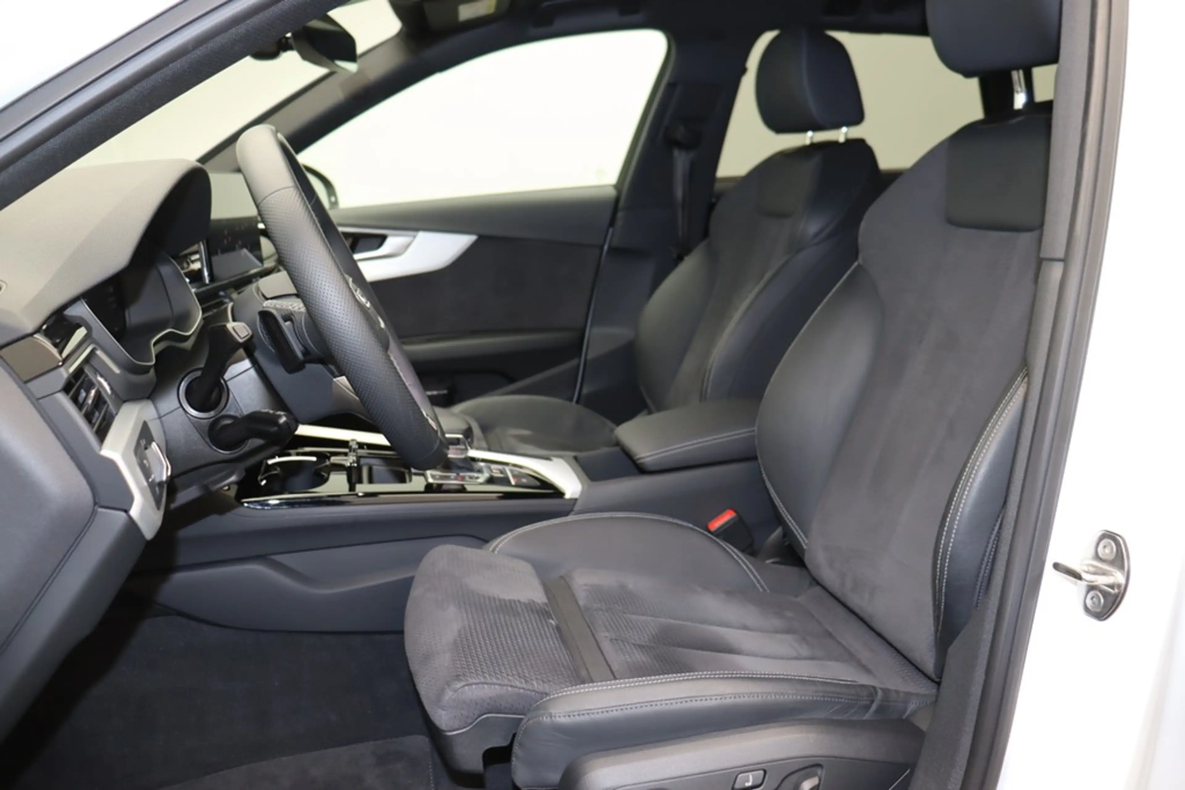 Audi S4 Avant 3.0 TDI quattro . Matrix Navi B&O ACC — photo 10