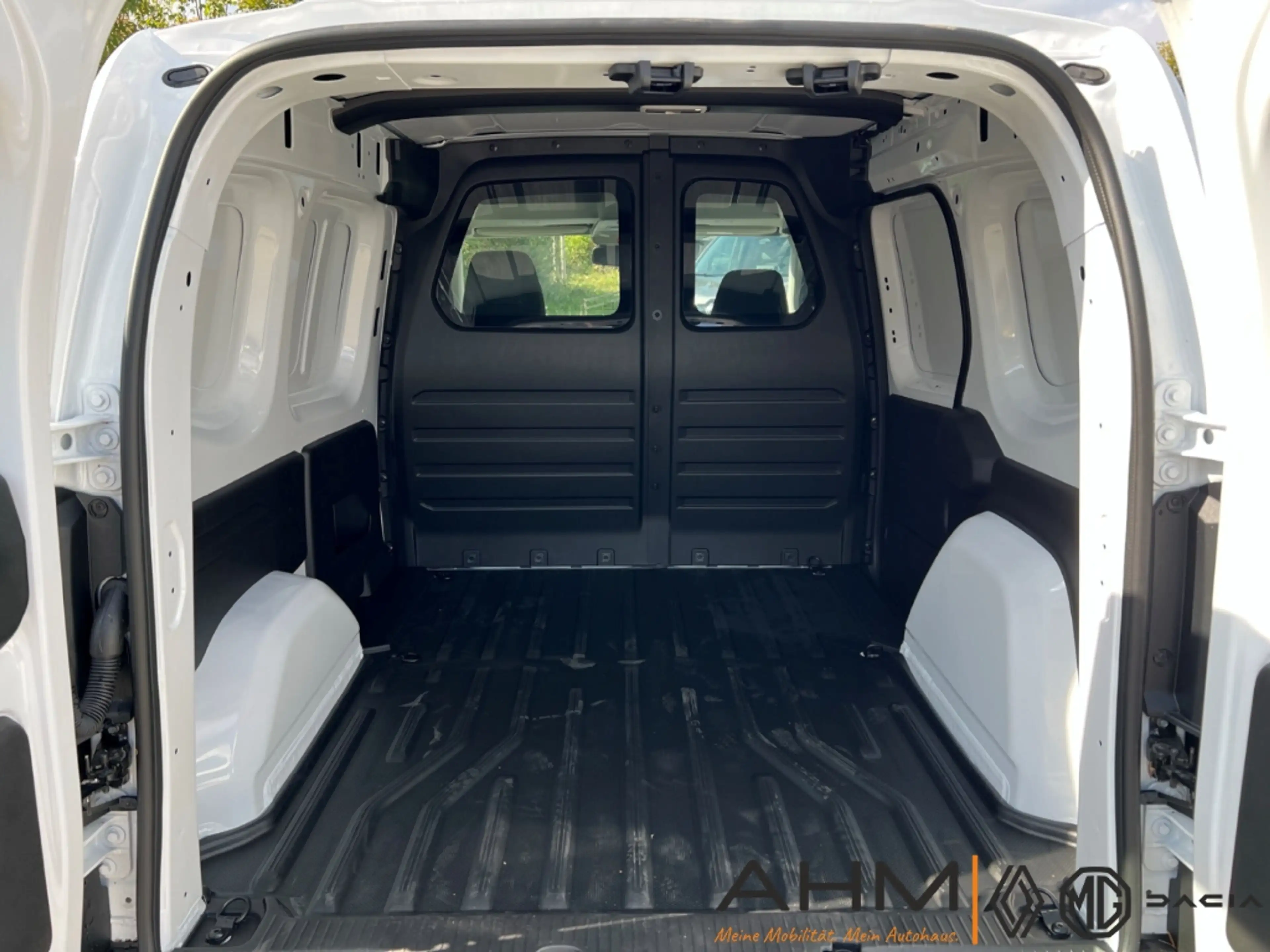 Renault Kangoo III Rapid Extra Advence L1 — photo 9