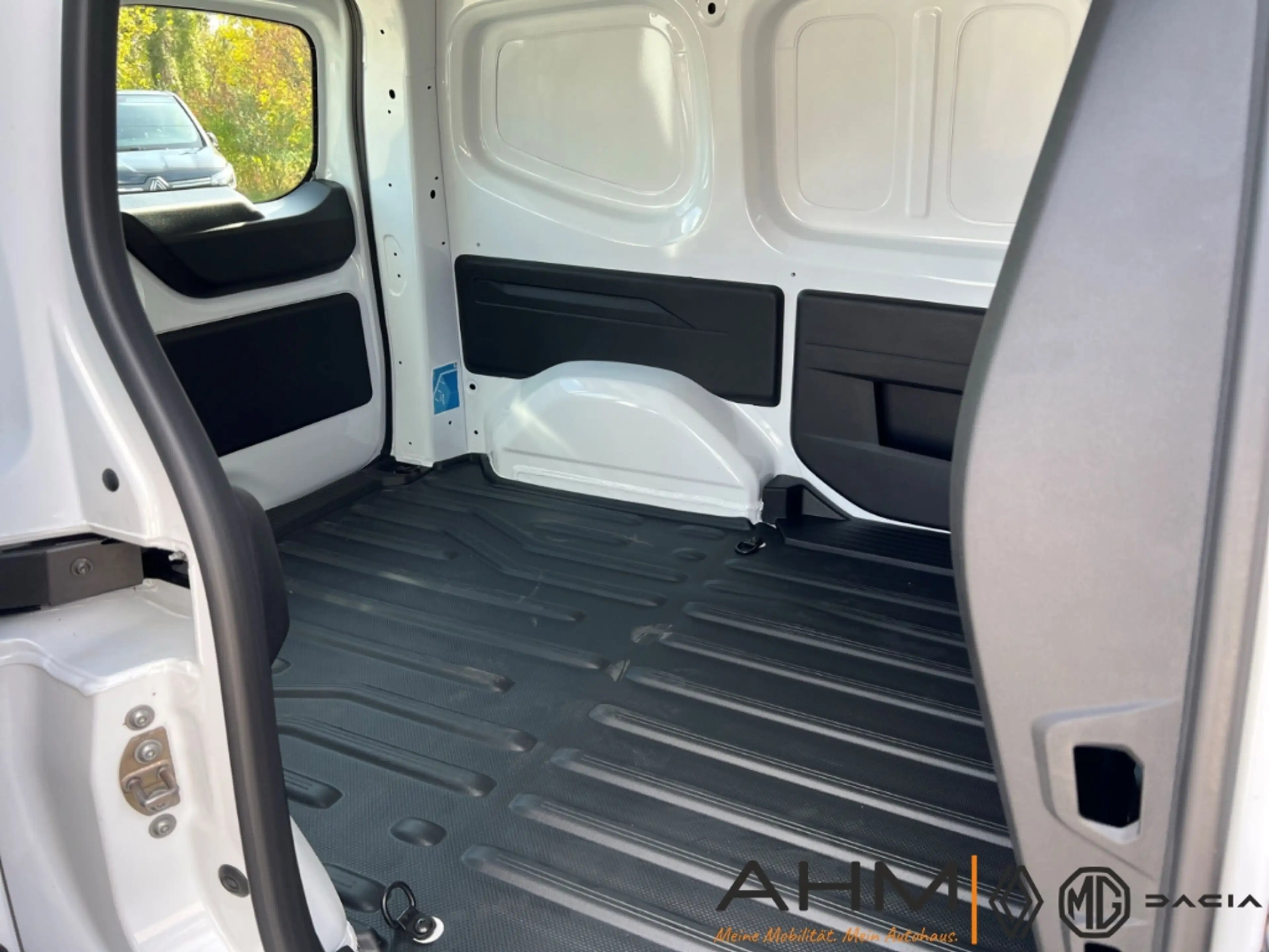 Renault Kangoo III Rapid Extra Advence L1 — photo 12