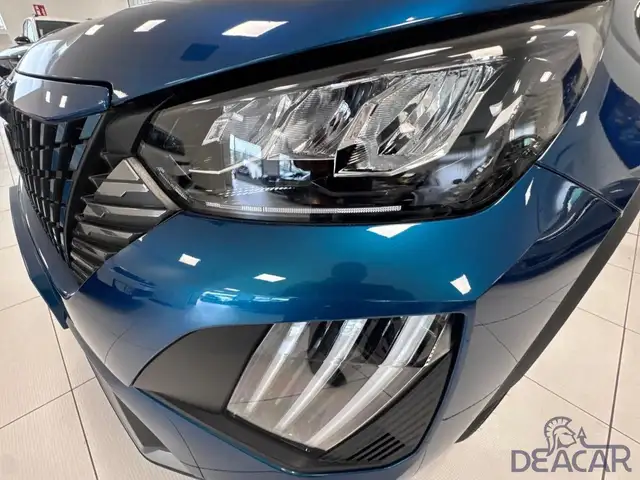 Peugeot 2008 view 5