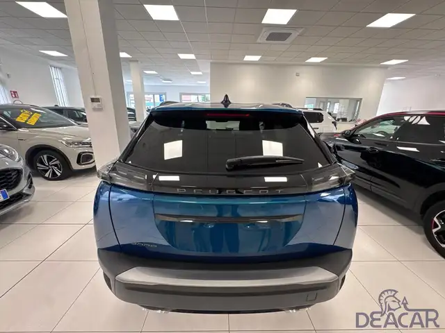 Peugeot 2008 view 8