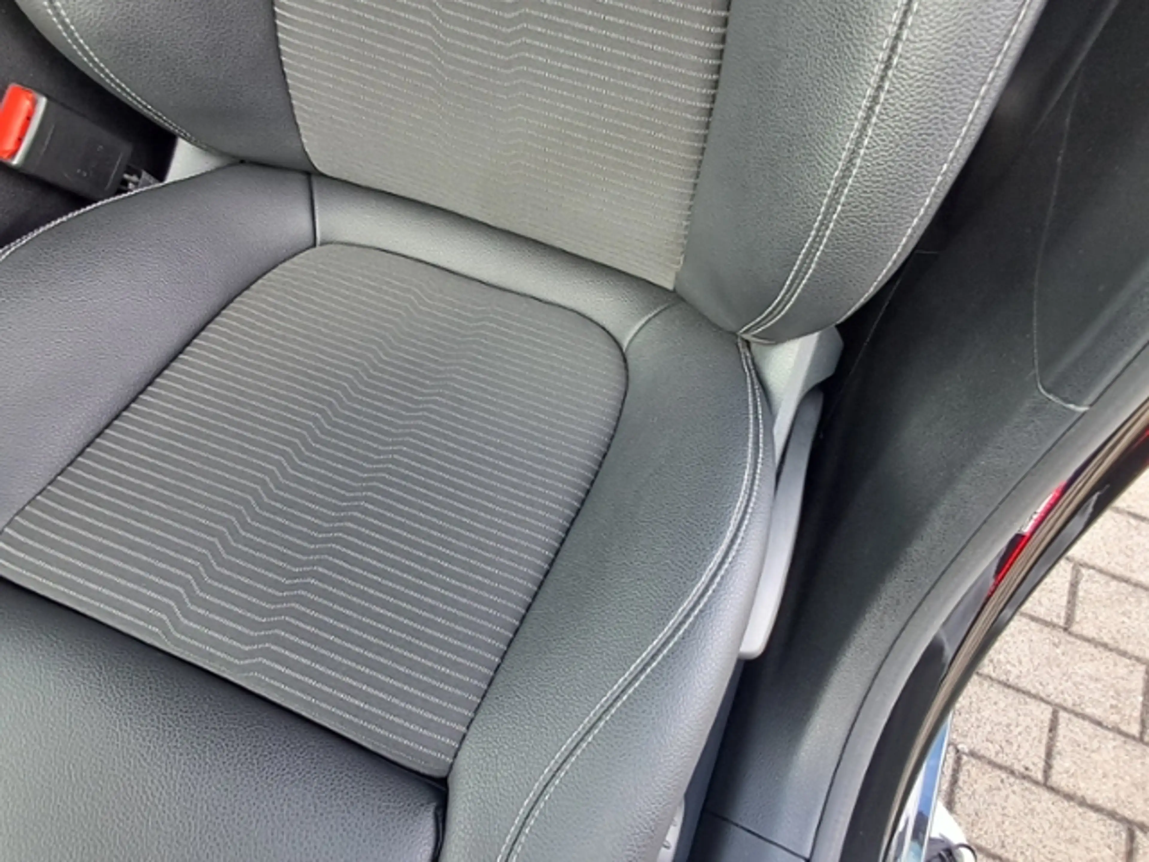 Mercedes-Benz B 220 Progressive 4Matic+LED+NAVI+GRA+el.Heckkl. KLIMA — photo 12