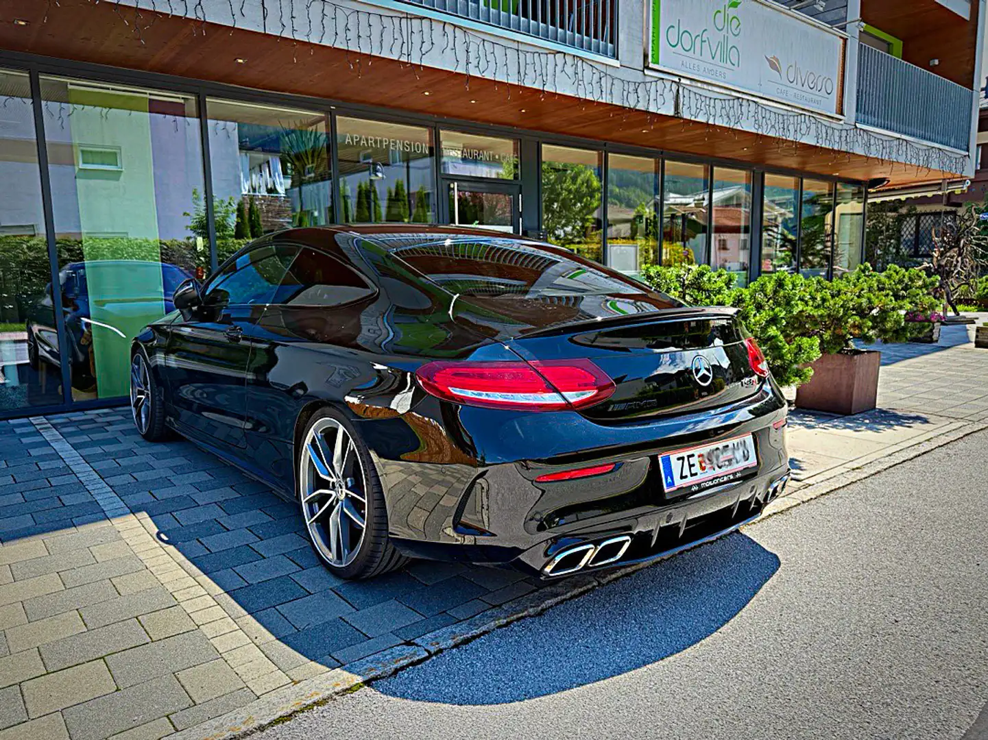 Mercedes-Benz C 43 AMG 4Matic Aut. Coupe C63.. Чёрный - 2