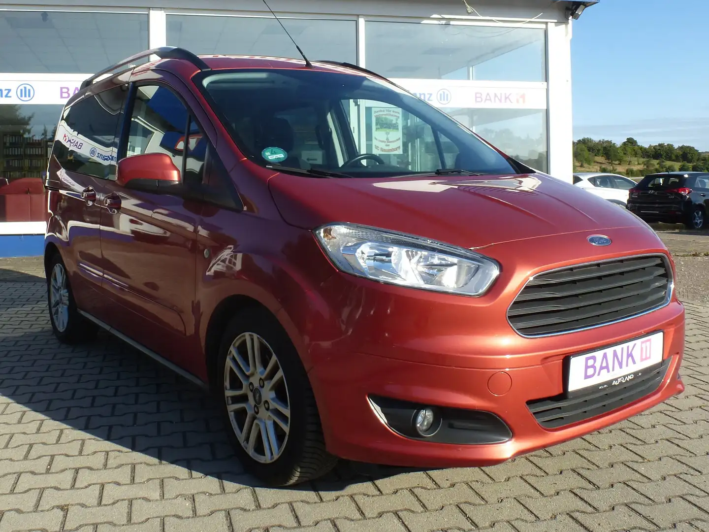 Ford Tourneo Courier Titanium Rot - 1