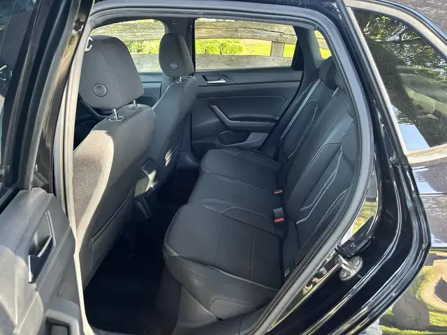 Volkswagen Polo view 22