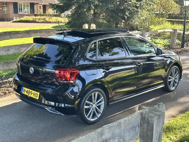 Volkswagen Polo view 11