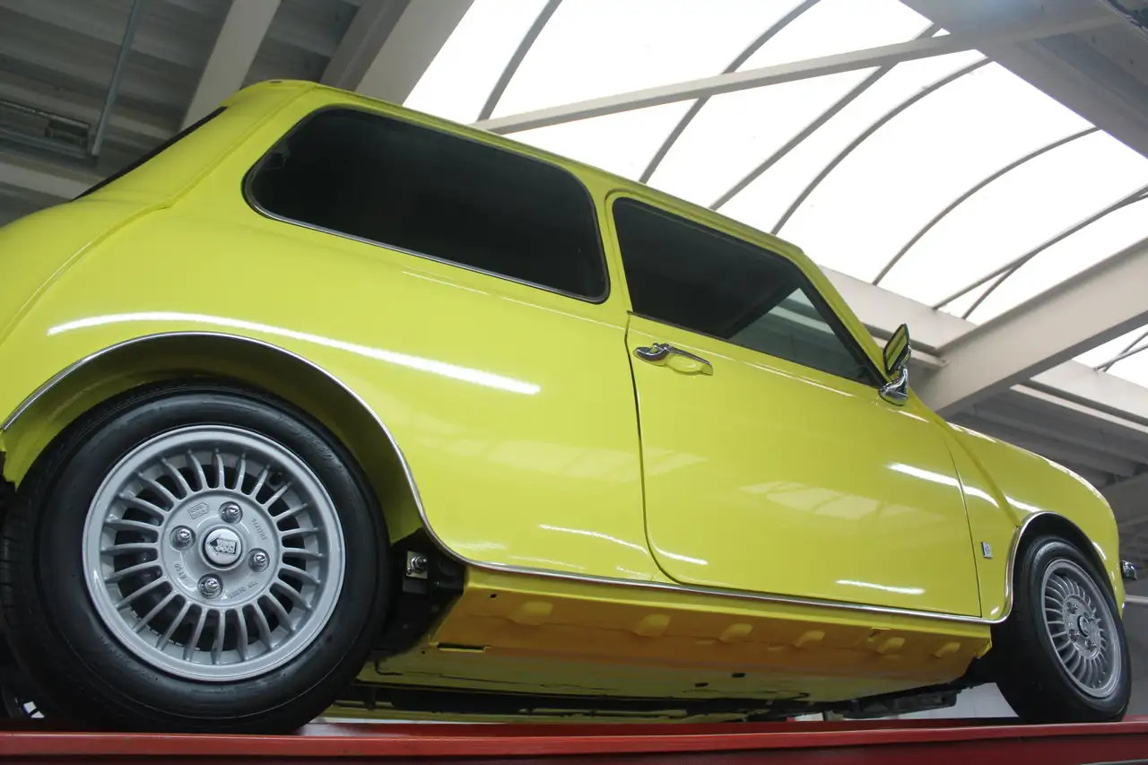 Austin Mini 1000 Clubman "Bespoke-expertise" Top and fully re, foto 12