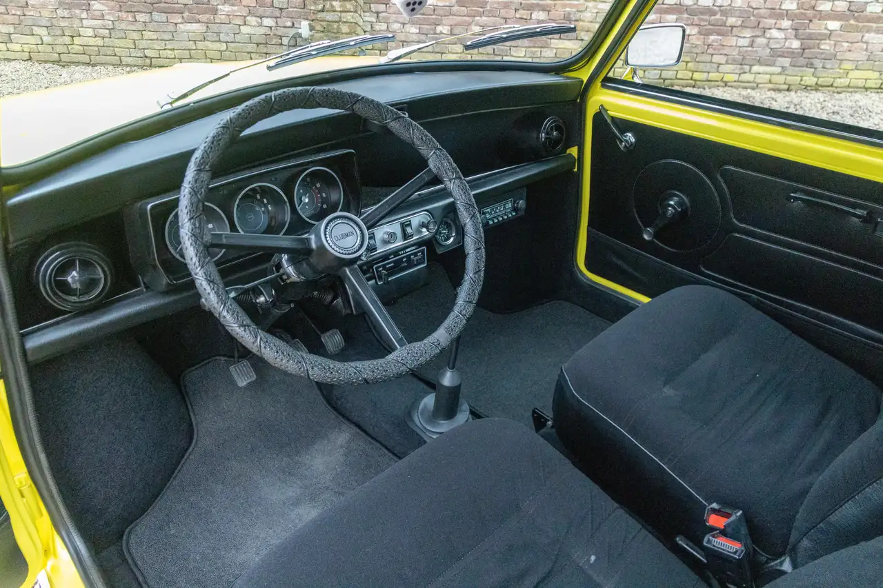 Austin Mini 1000 Clubman "Bespoke-expertise" Top and fully re, foto 3