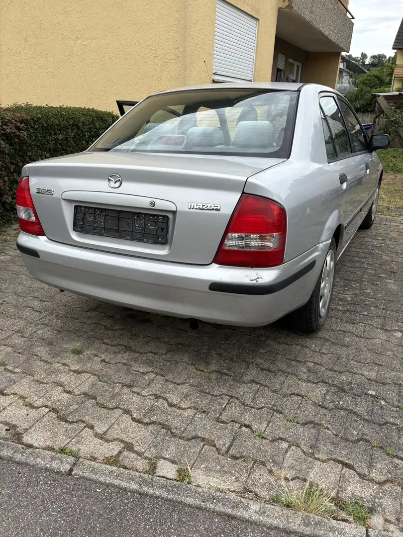 Mazda 323 S 1.5 Exclusive - 2