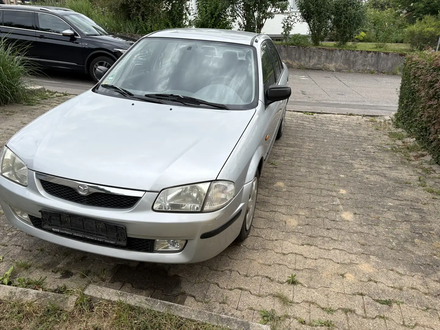 Mazda 323 S 1.5 Exclusive - 1