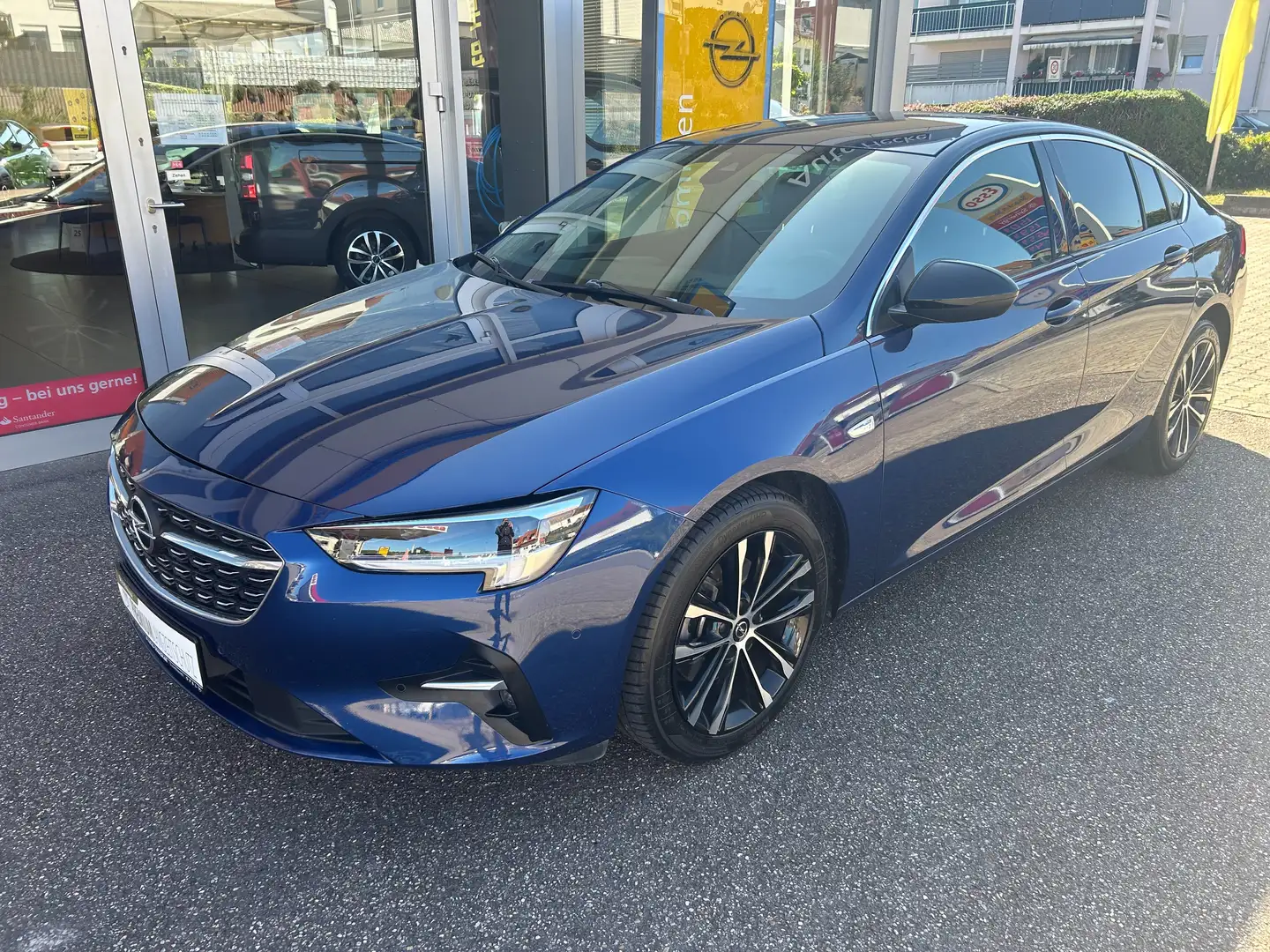 Opel Insignia B Ultimate AT Leder,Kamera,KeyLess,Navi,SHZ,AHK! Blau - 1