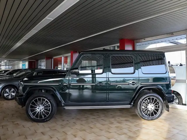 Mercedes-Benz G 400