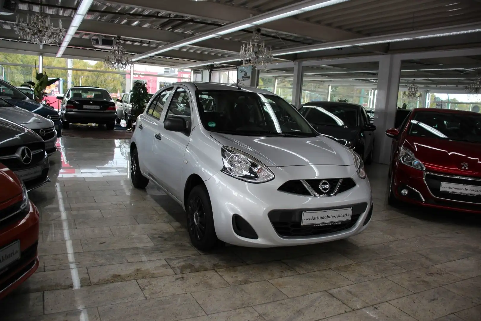 Nissan Micra Visia First Silber - 2