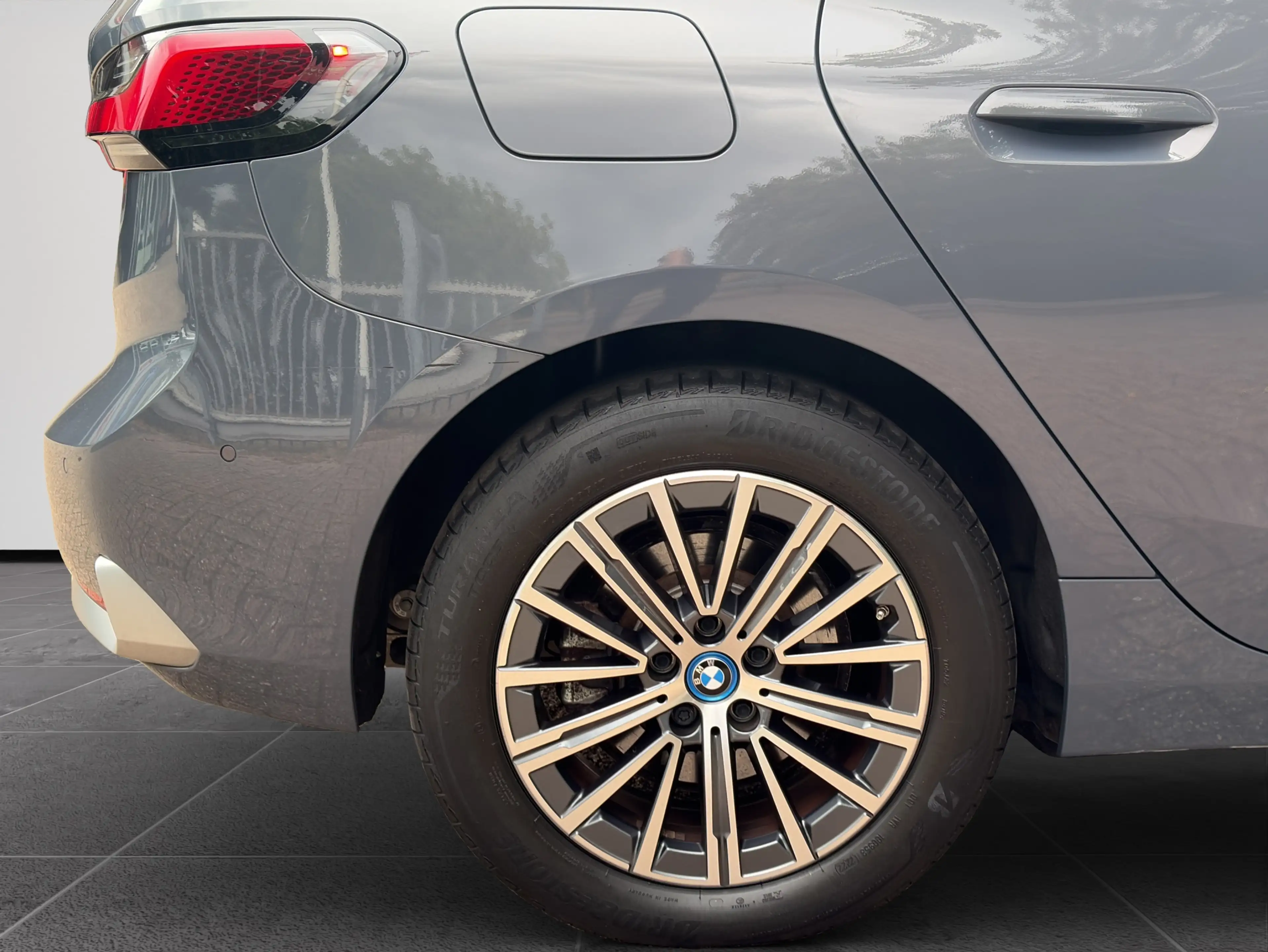 BMW 225 2-serie Active Tourer 225e xDrive | Achteruitrijca — photo 42