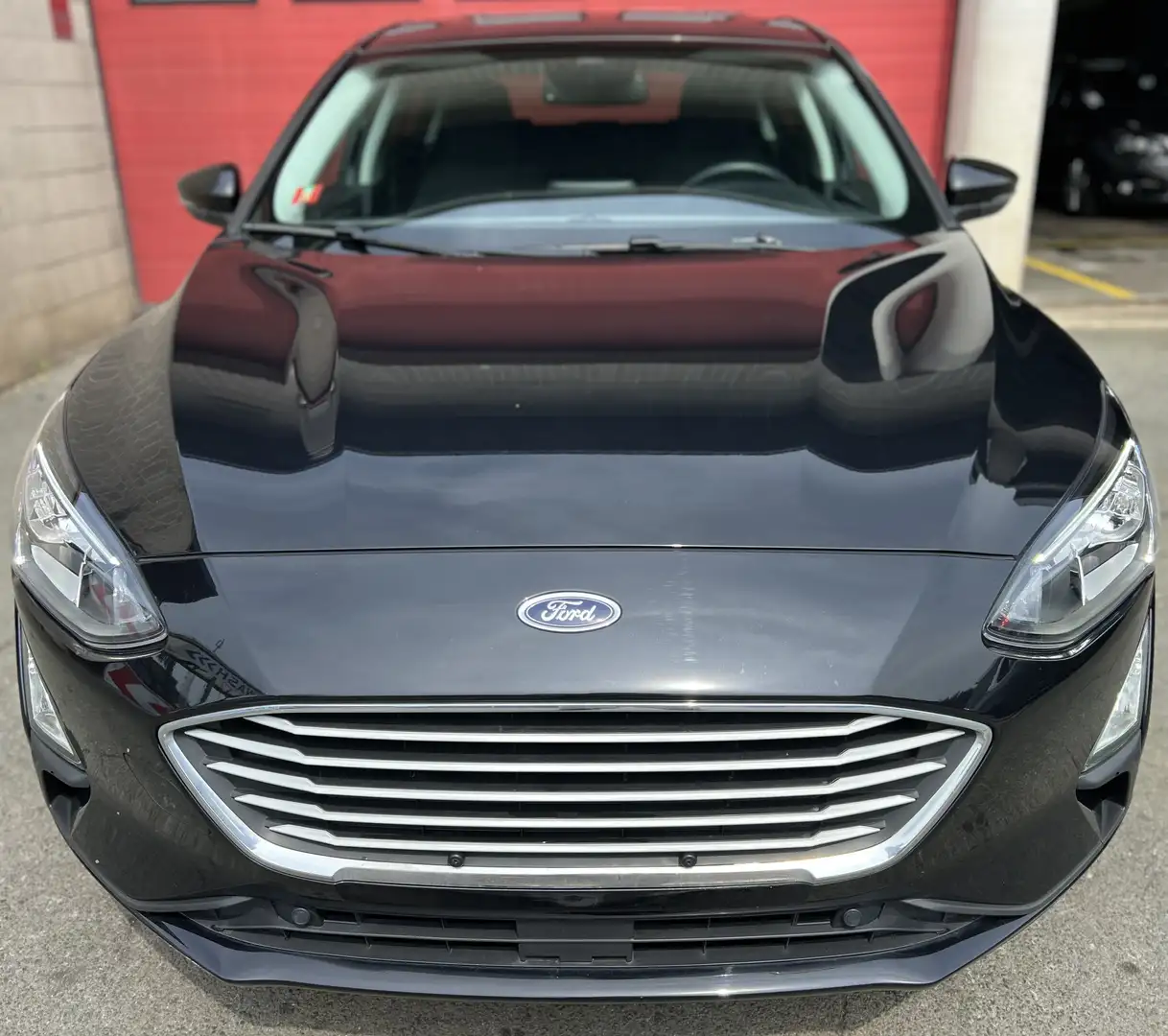 Ford Focus Active 1.5 EcoBlue + NAVI + CAR-PASS + CLIM Grijs - 2
