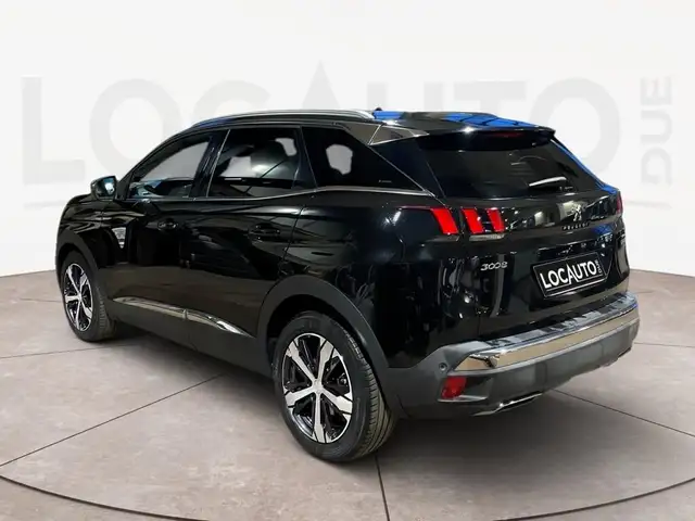 Peugeot 3008 view 5