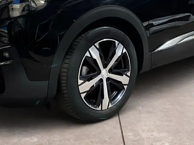 Peugeot 3008 view 15