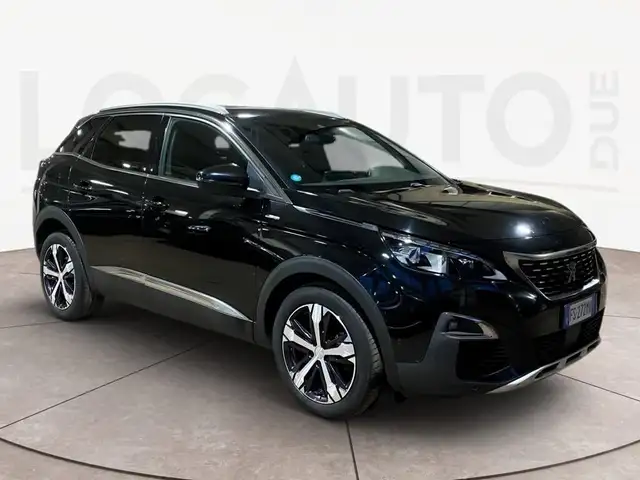 Peugeot 3008 view 3