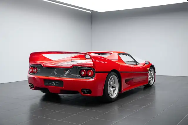 Ferrari F50 view 2