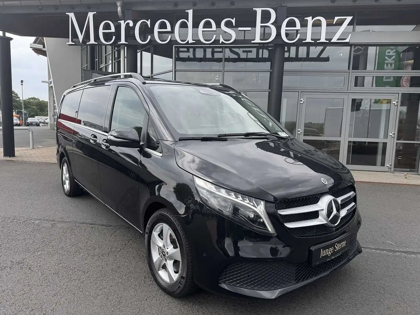 Mercedes-Benz V 300 d 4MATIC AVA 3430 AHK2,5 DISTRONIC 360 Schwarz - 1