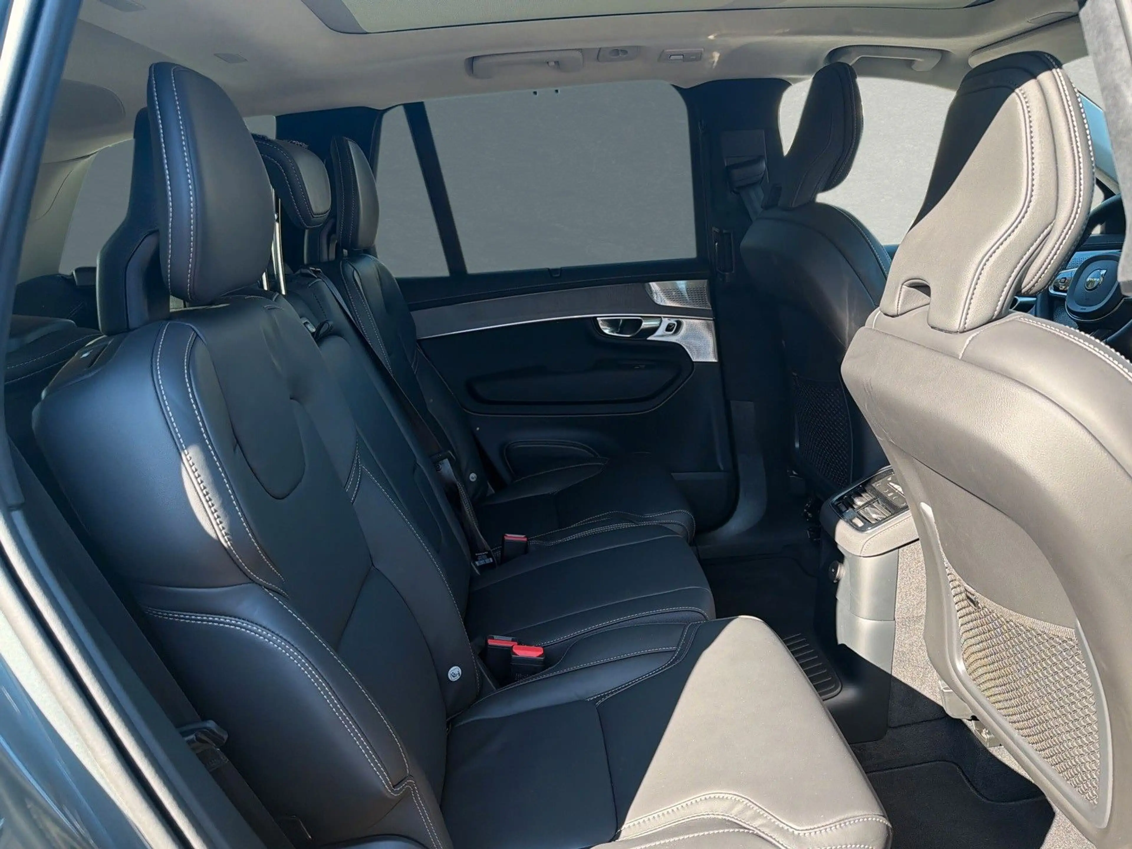 Volvo XC90 T8 AWD Ultra Bright 7-Sitzer  ACC HUD SD — photo 5