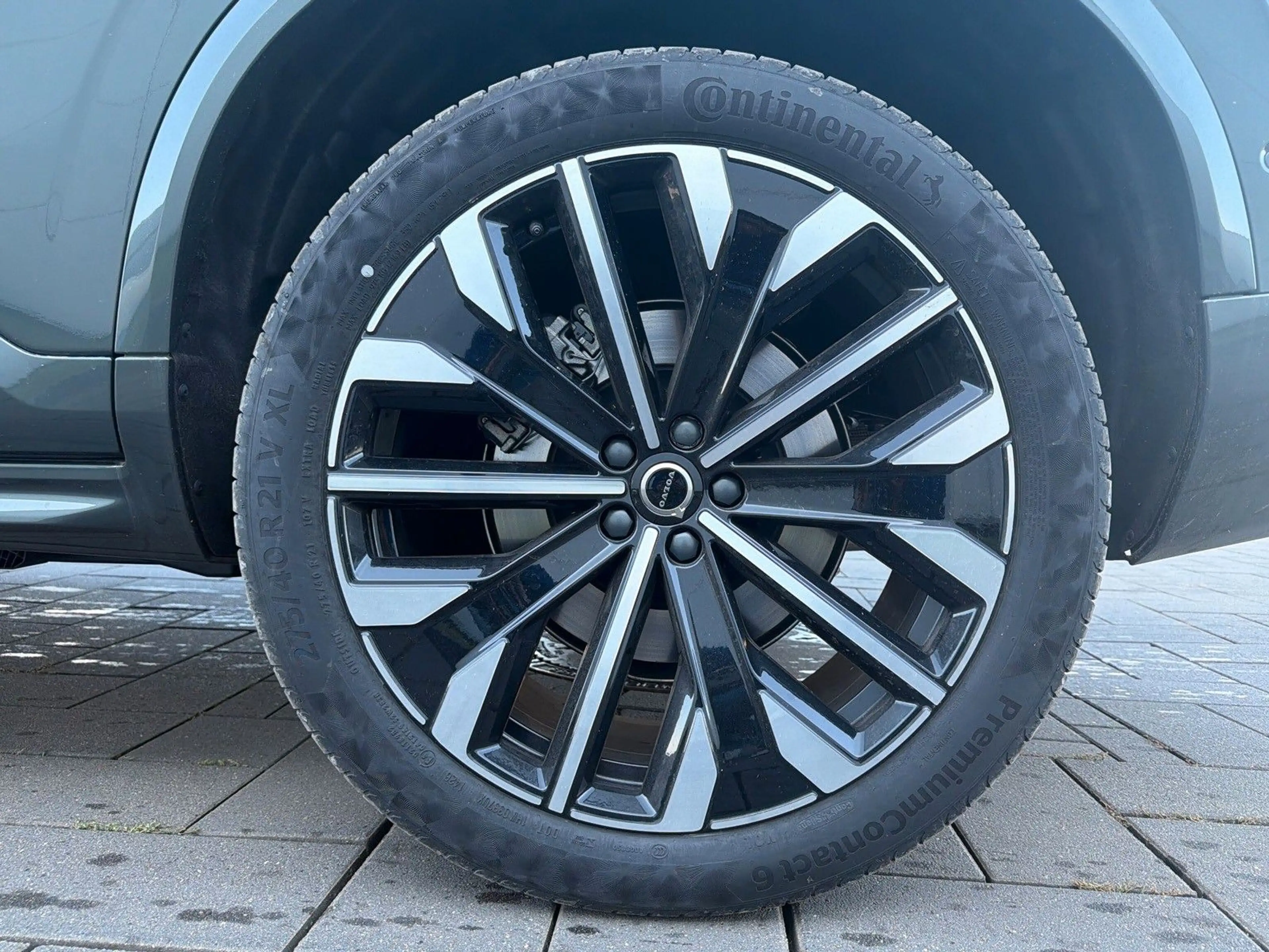 Volvo XC90 T8 AWD Ultra Bright 7-Sitzer  ACC HUD SD — photo 2