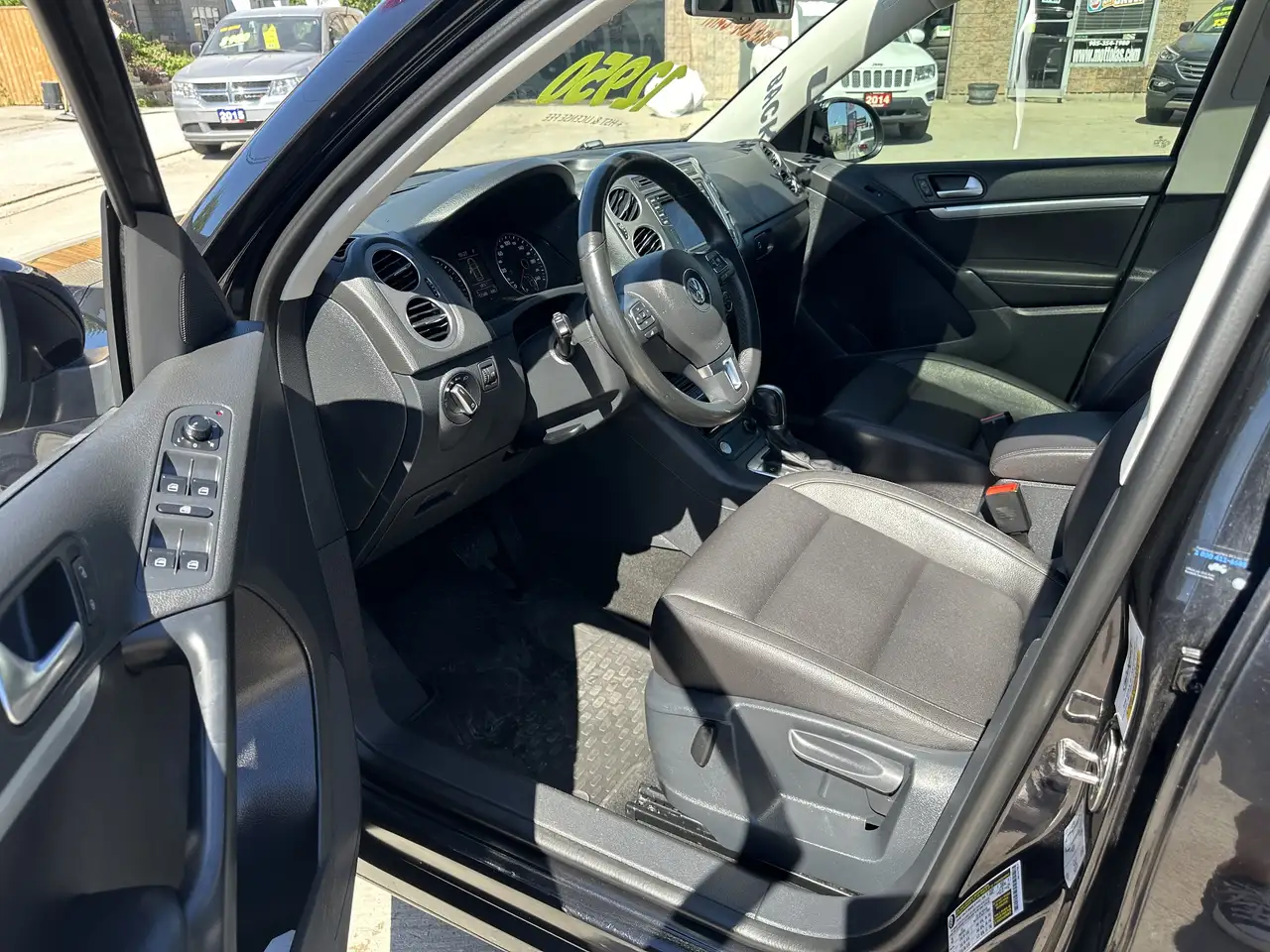 Volkswagen Tiguan снимка Volkswagen Tiguan