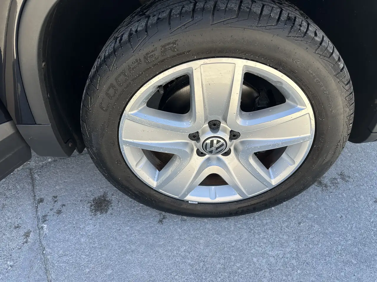 Volkswagen Tiguan снимка Volkswagen Tiguan