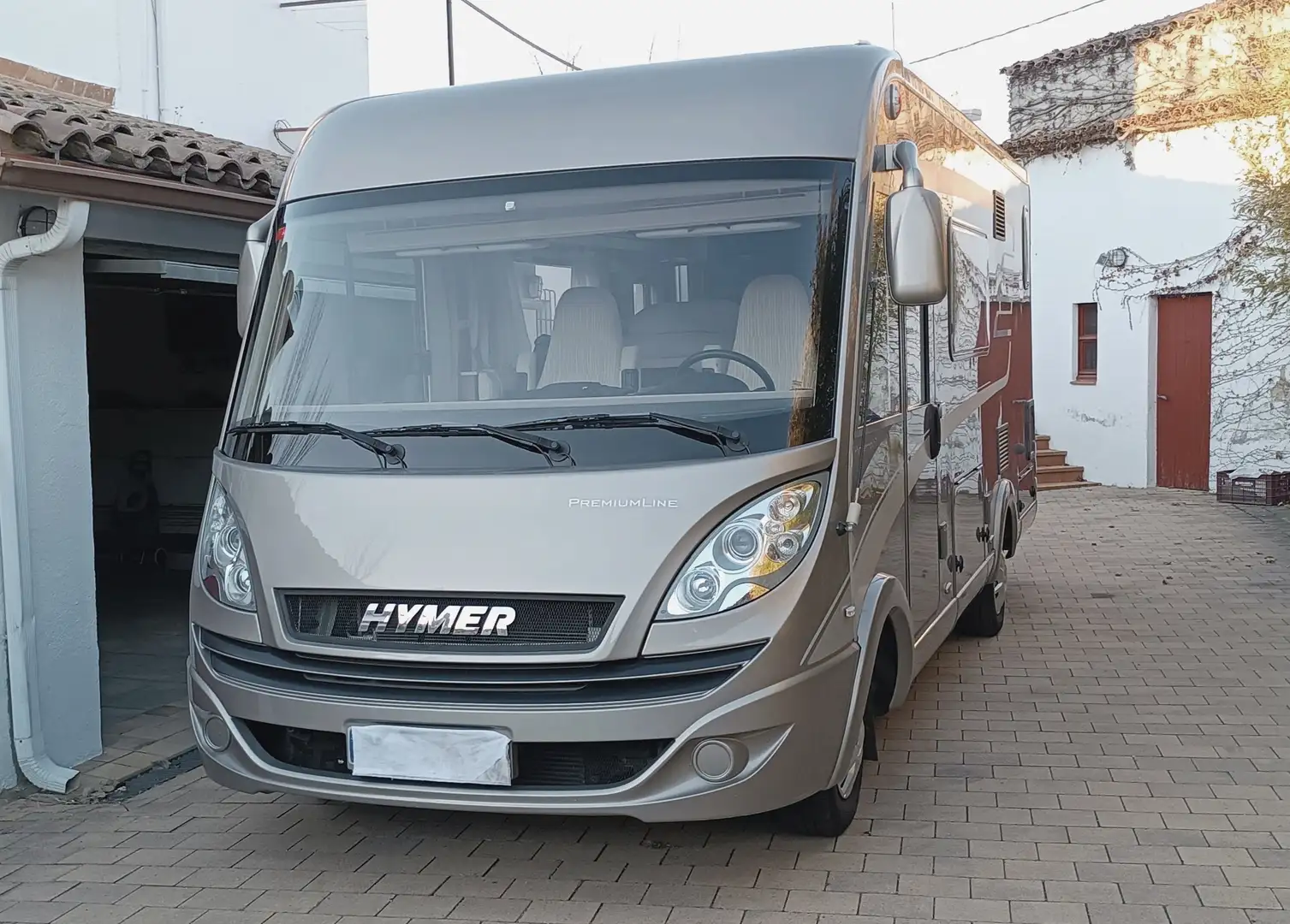 Caravans-Wohnm Hymer B544 Integral Premium Line Gri - 1