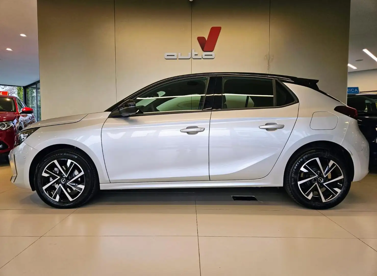 Opel Corsa 1.2 100 CV GS +SENSORI +TELE +CARPLAY WIRELESS Argento - 1