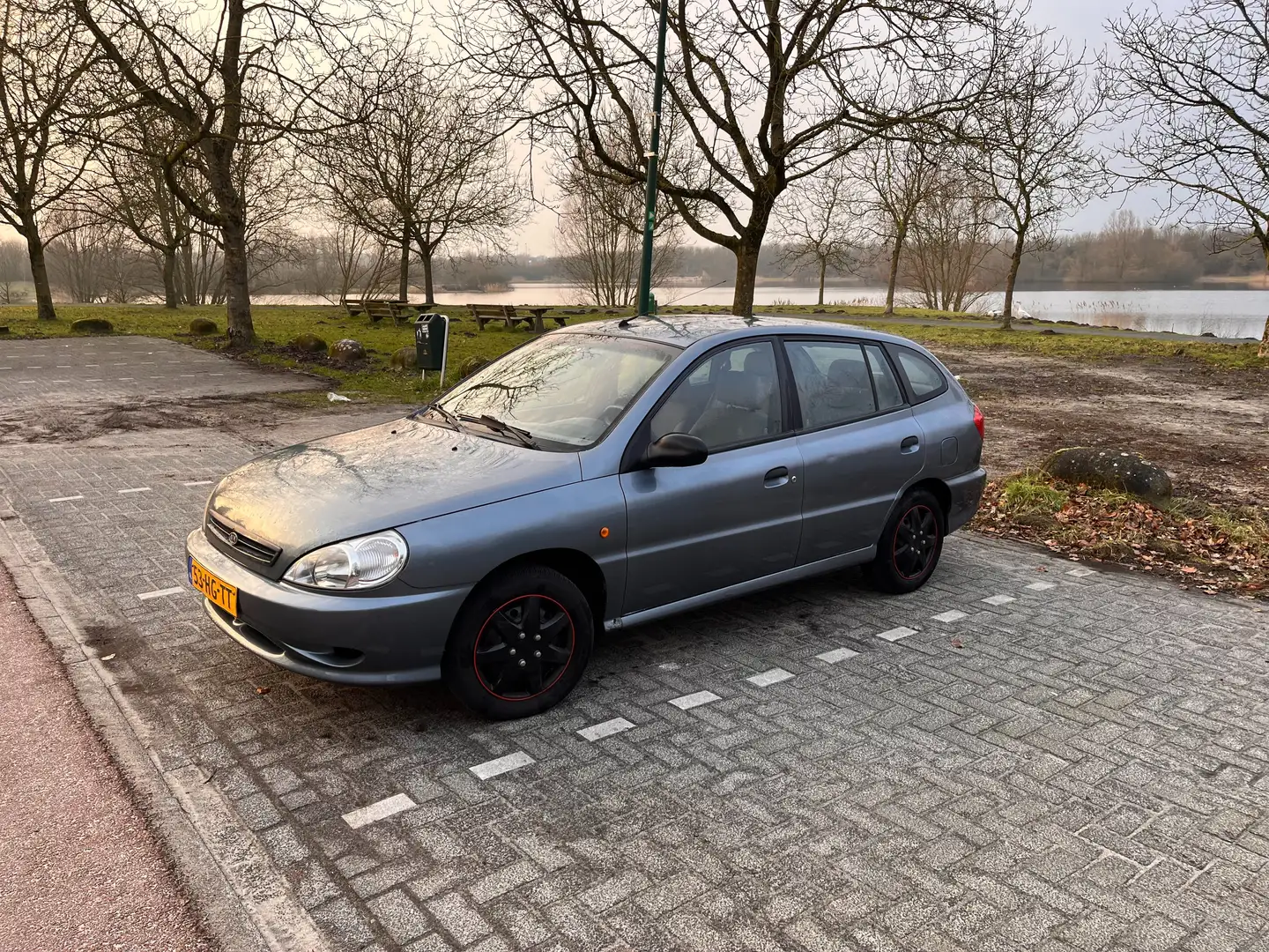 Kia Rio Rio+1.3+XS Blauw - 1