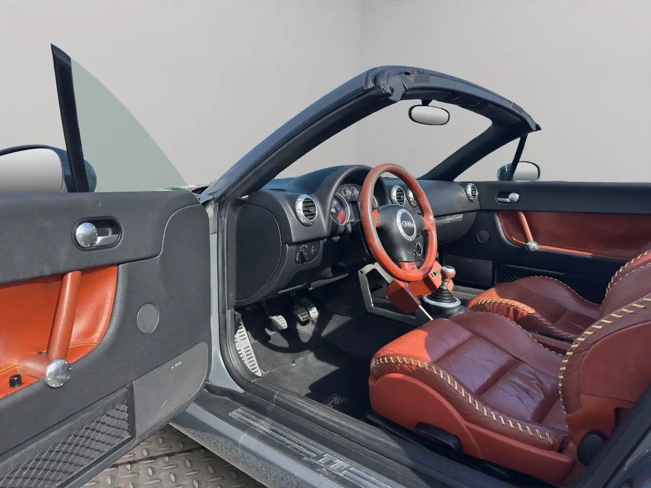 Audi TT 1.8 T Roadster quattro, foto 10