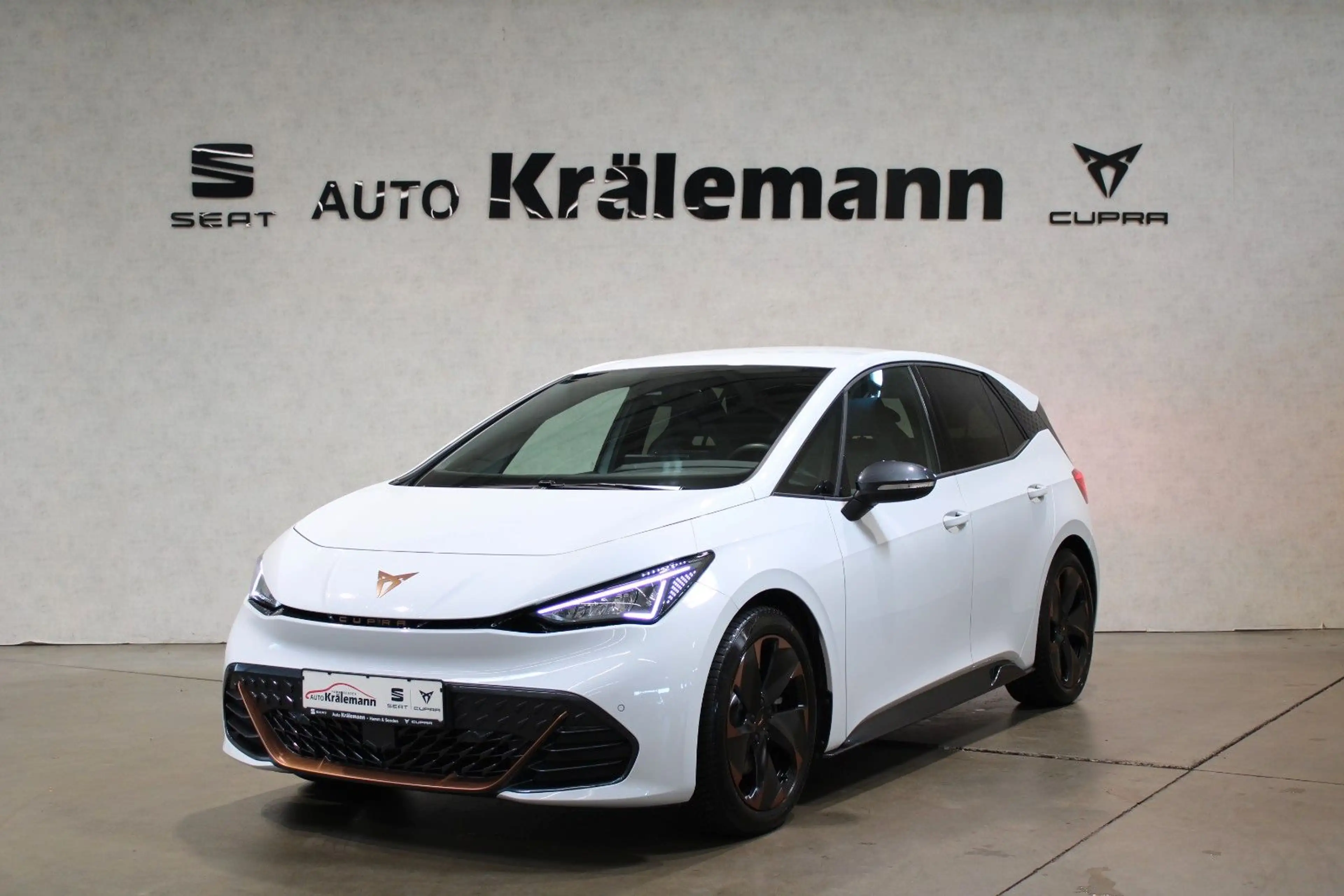 CUPRA Born Edition Dynamic 150kW 58kWh*Navi*360G-Kam* — photo 3