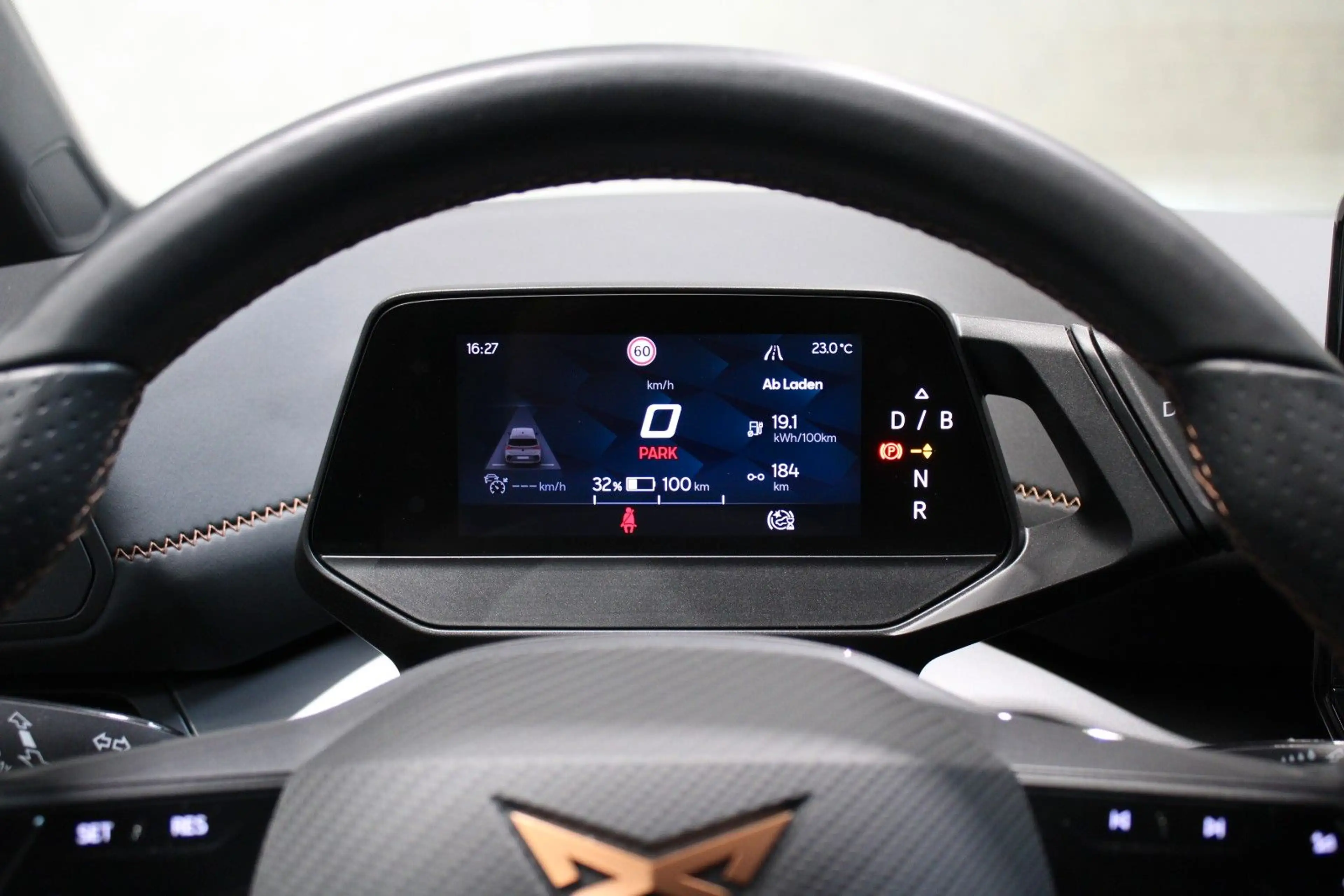 CUPRA Born Edition Dynamic 150kW 58kWh*Navi*360G-Kam* — photo 14