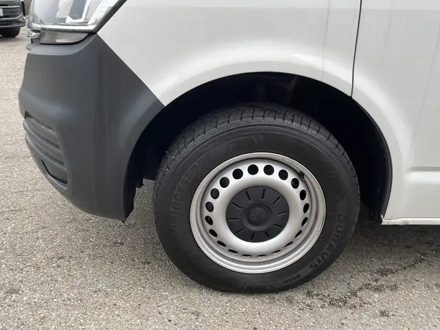 Volkswagen T6.1 Transporter Kombi TDI 4MOTION Ansicht 8