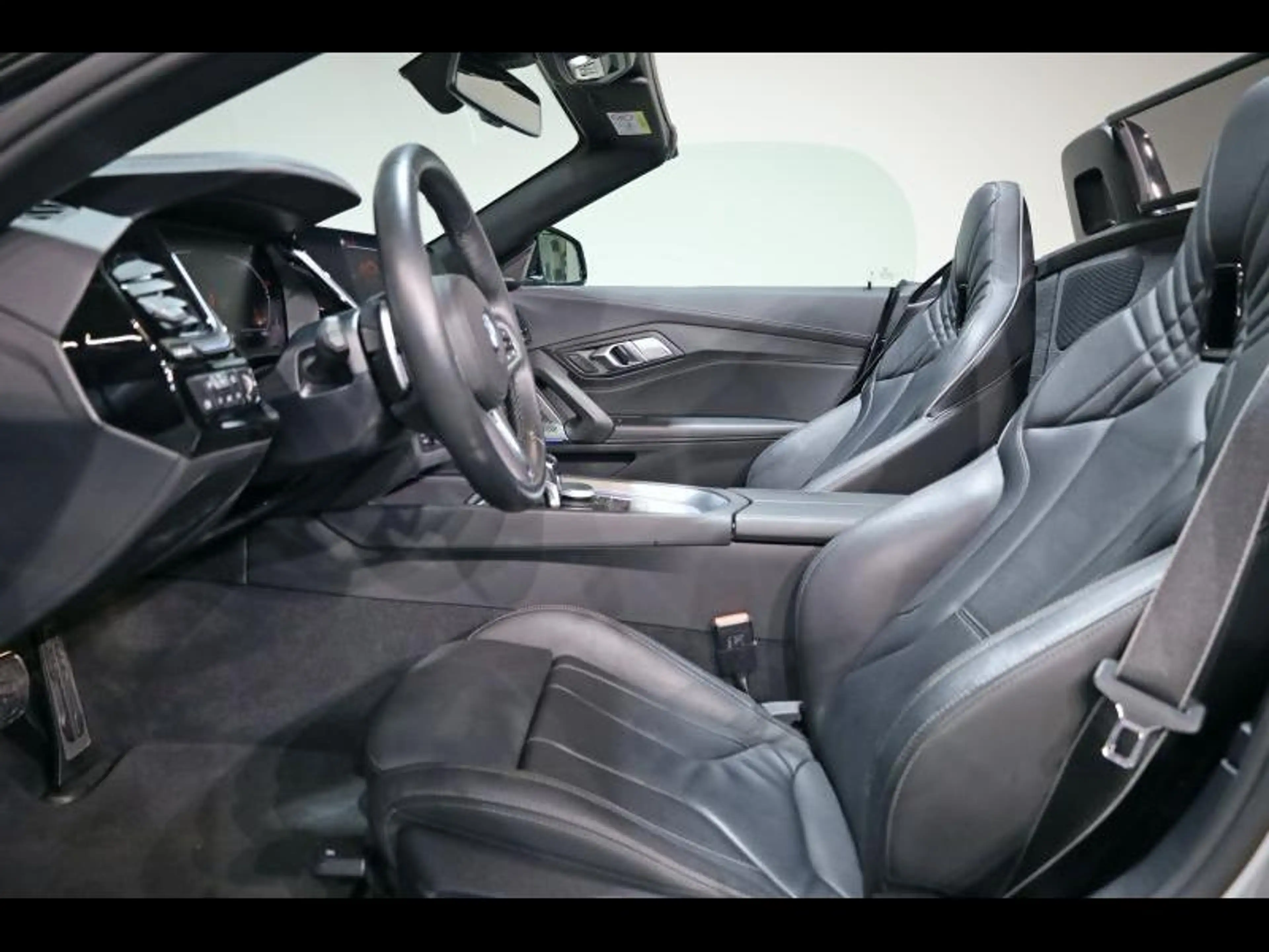 BMW Z4 sDrive20i Kit M Sport — photo 15