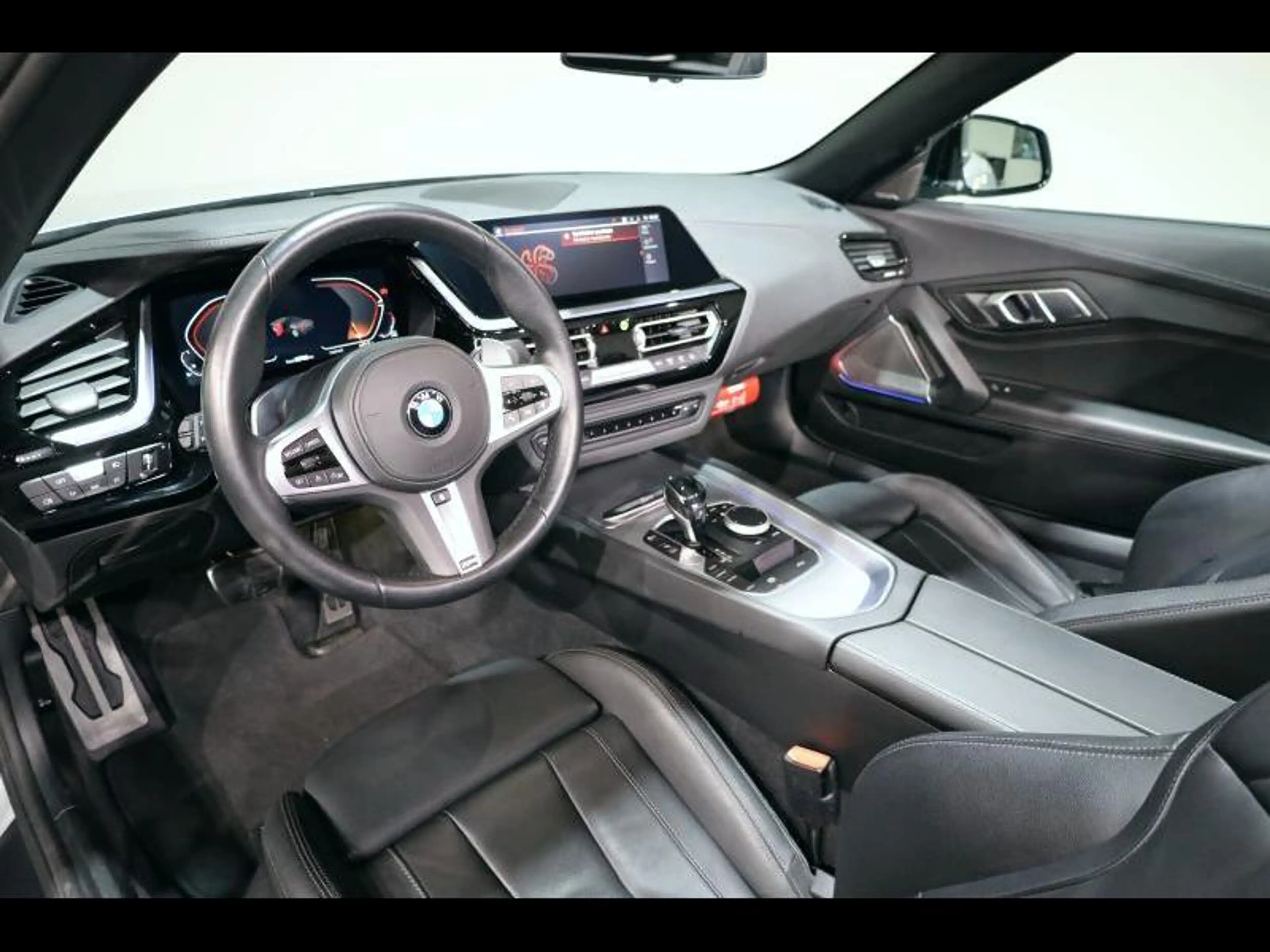 BMW Z4 sDrive20i Kit M Sport — photo 12
