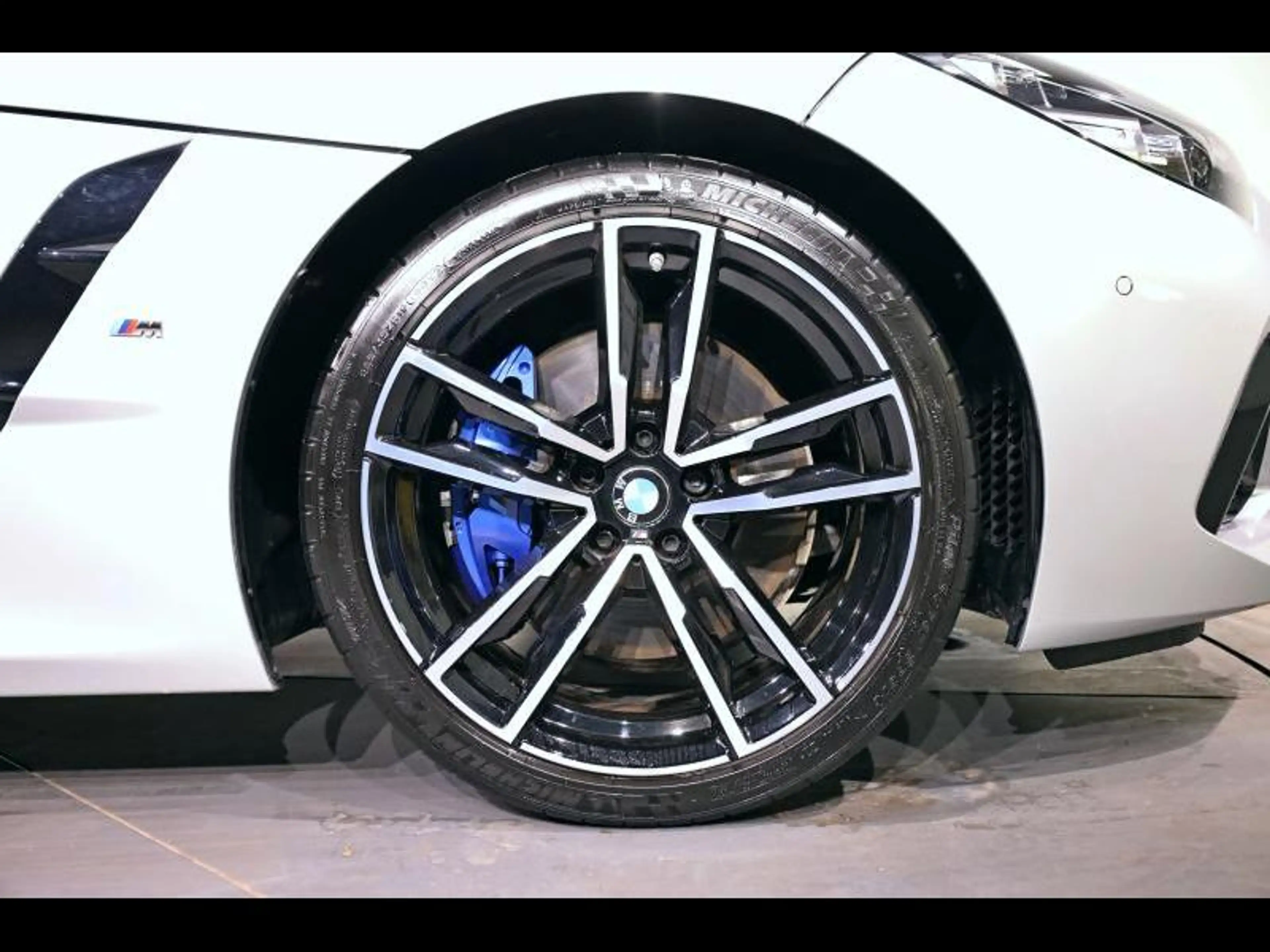 BMW Z4 sDrive20i Kit M Sport — photo 14