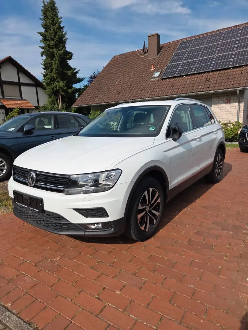 Volkswagen Tiguan IQ.DRIVE 4Motion AHK PDC virtuelles Cockp Weiß - 1