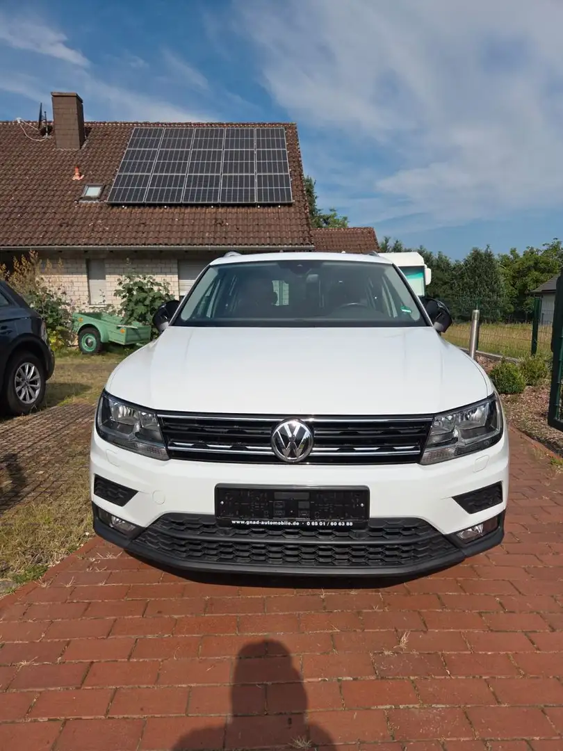 Volkswagen Tiguan IQ.DRIVE 4Motion AHK PDC virtuelles Cockp Weiß - 2