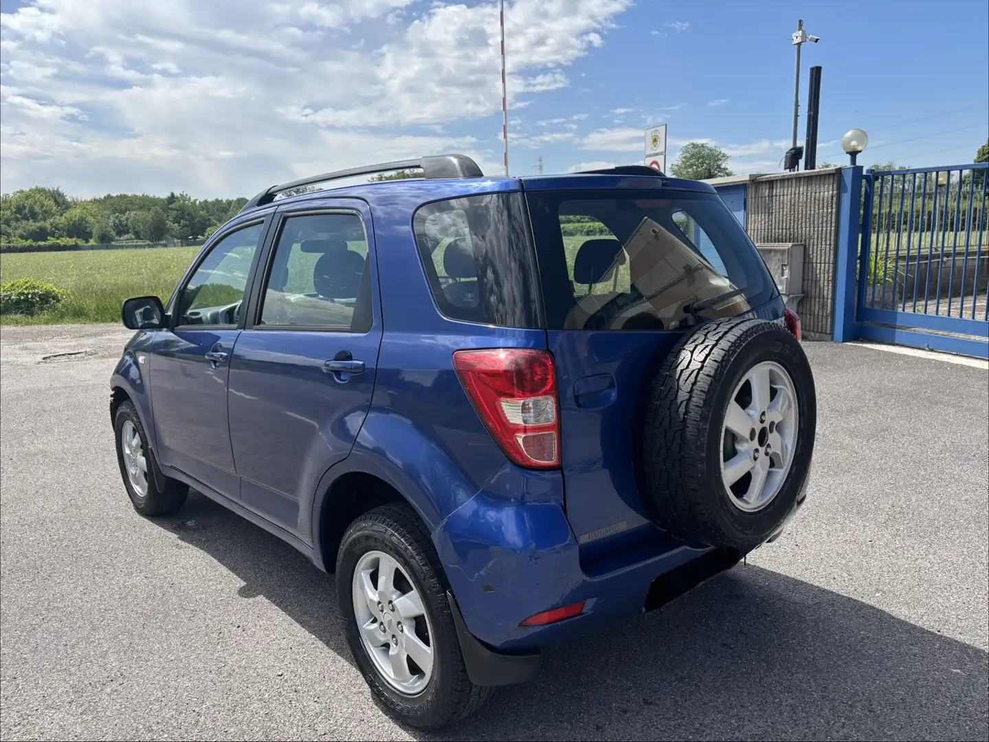 Daihatsu Terios 1.5 SX Blau - 2