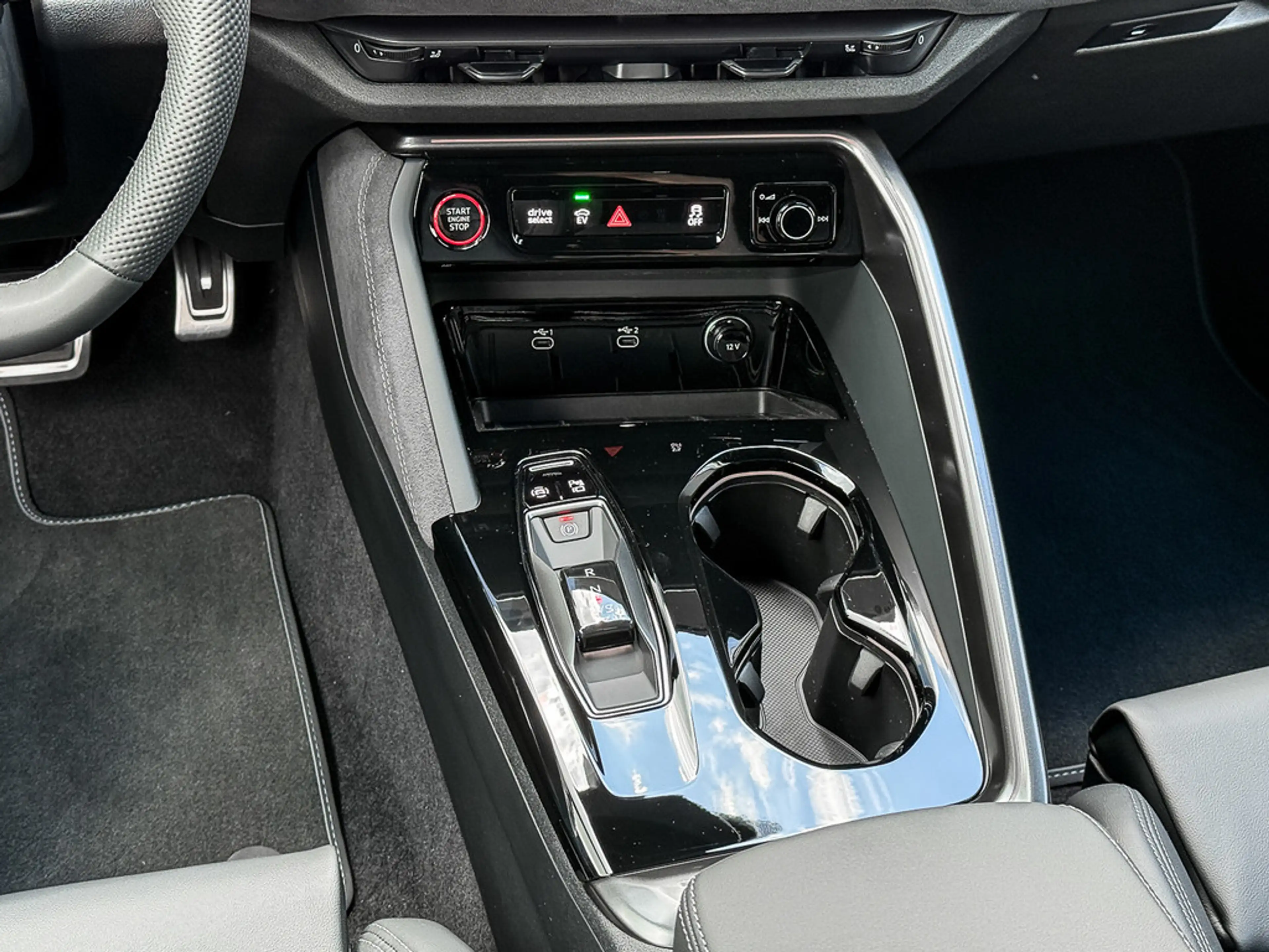 Audi Q5 Sportback e-hybrid quattro 270 kW AHK/HuD/B&O/Tech Pro/Ambiente Lic — photo 13