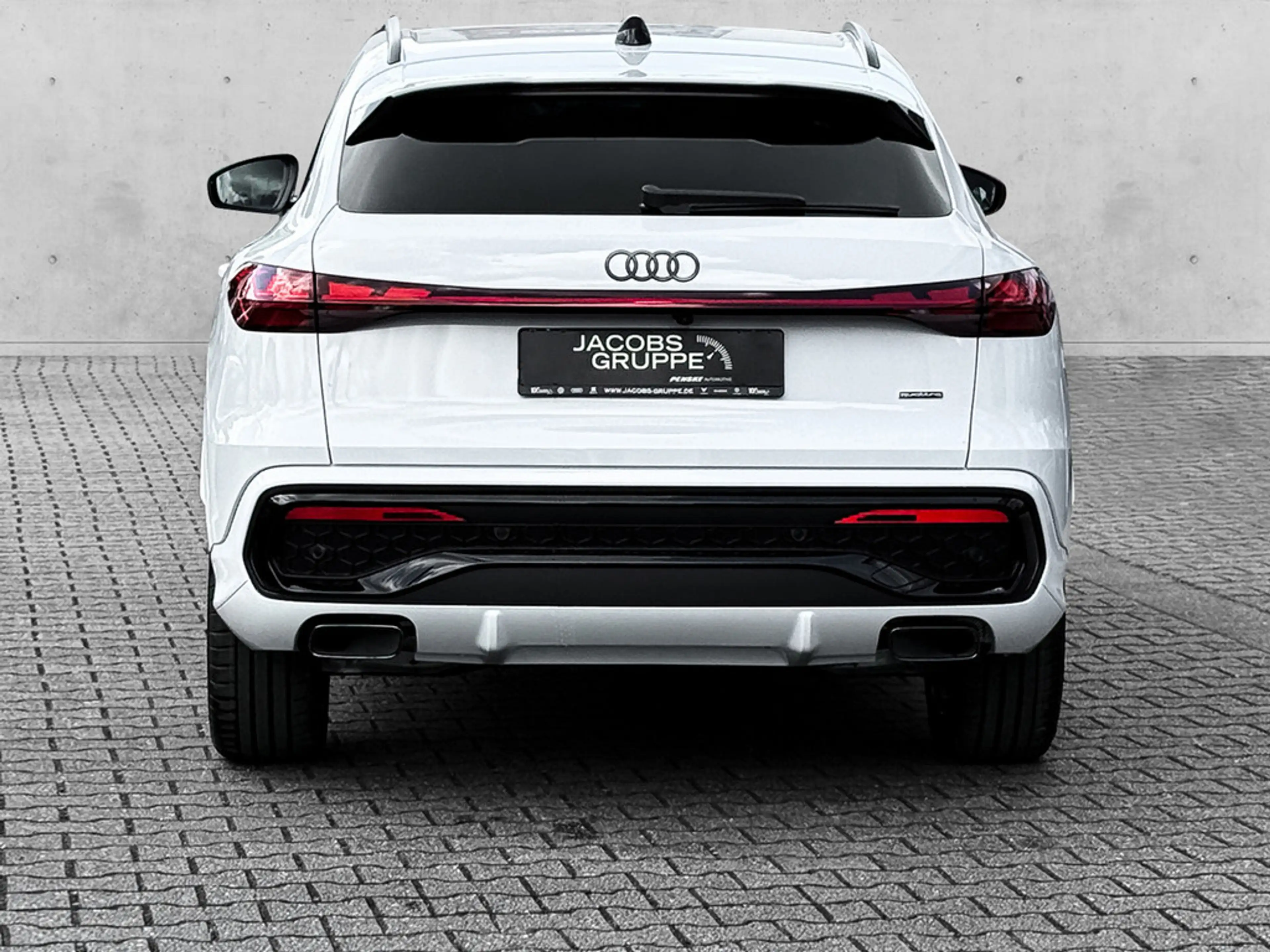 Audi Q5 Sportback e-hybrid quattro 270 kW AHK/HuD/B&O/Tech Pro/Ambiente Lic — photo 4