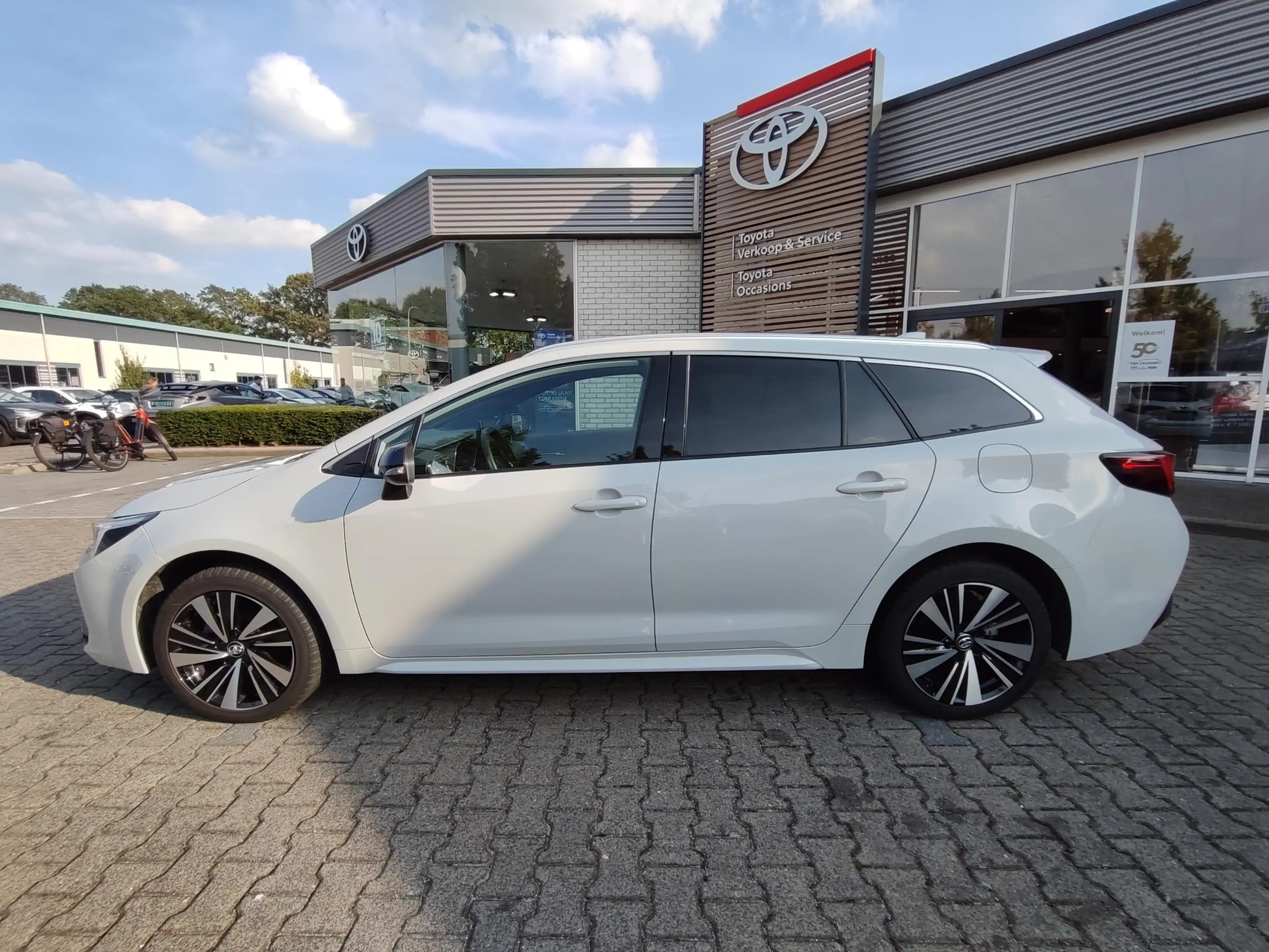 Toyota Corolla Touring Sports Hybrid 140 DYNAMIC STOEL/STUURVERW — photo 6