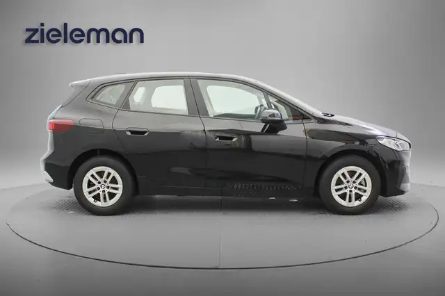 BMW 2 Series view 15