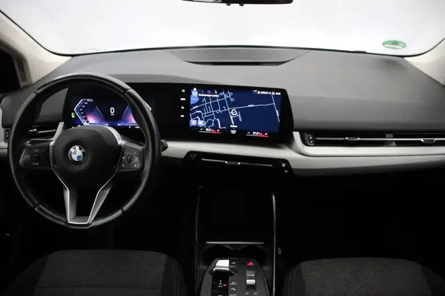 BMW 2 Series view 2