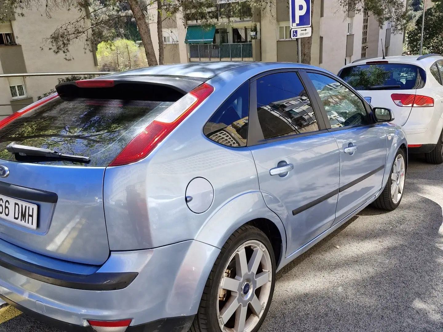Ford Focus 1.6 16V Sport - 2
